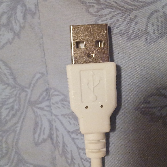 Amope Rechargeable Pedi Perfect Foot File - Picture 7 of 8